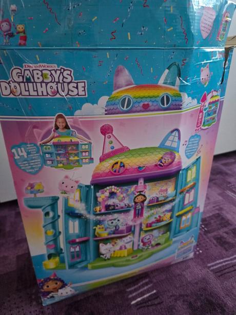 Gabbys dollhouse,