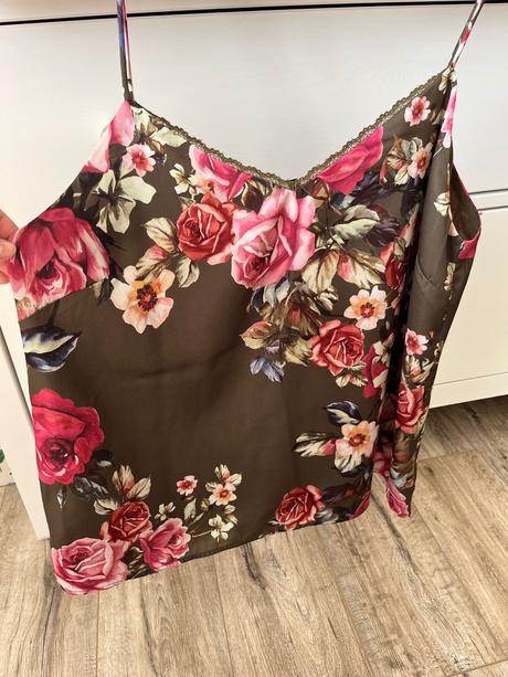 Letny top, stradivarius,m