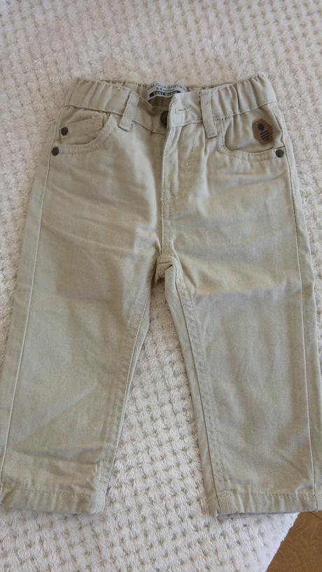 Riflicky bezovej farby top stav, piazza italia,74