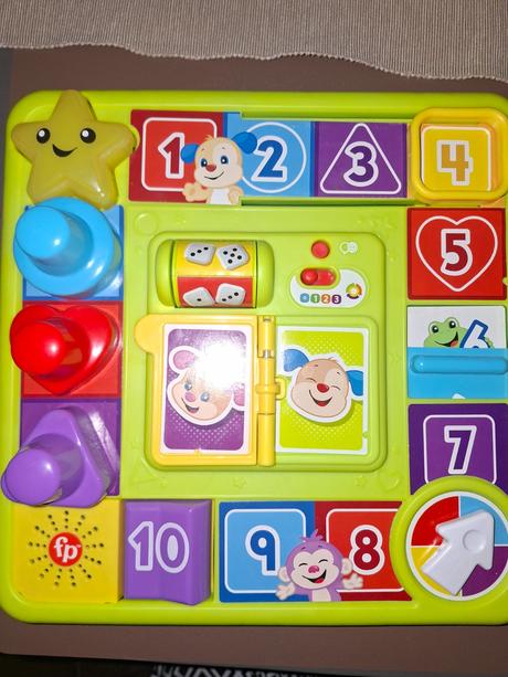 Mattel fisherprice psíkova zábavná doska,