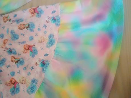 Šaty handmade top stav, 128