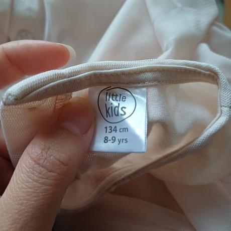 Slávnostný overal, 146