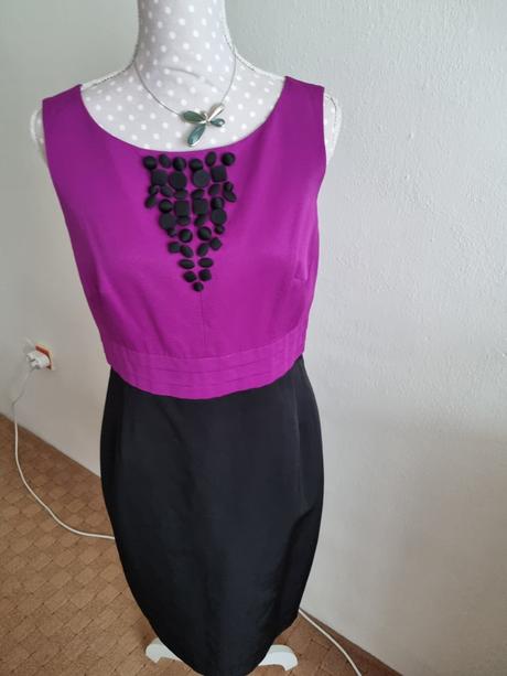 Cyklámenovo-čierne púzdrové šaty m&s veľ.40, marks & spencer,40