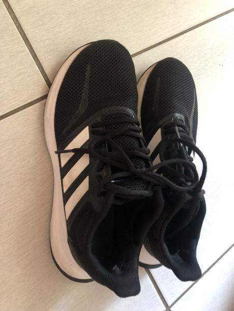 Botasky, adidas,37
