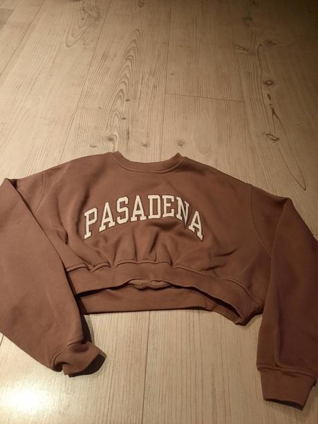 Skratena mikina, pull&bear,s