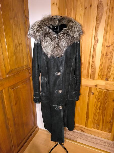 Čierny kožuch, <50