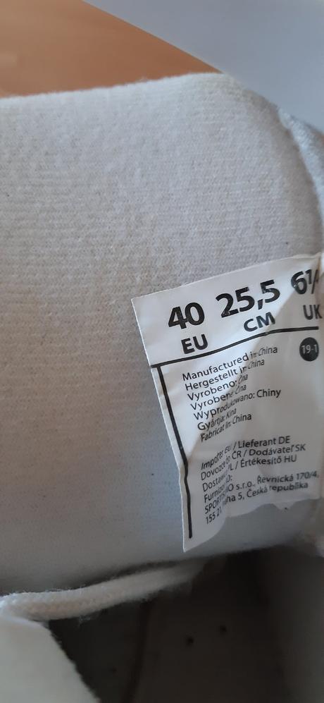 Kolieskové korčule + chrániče, zealot,40