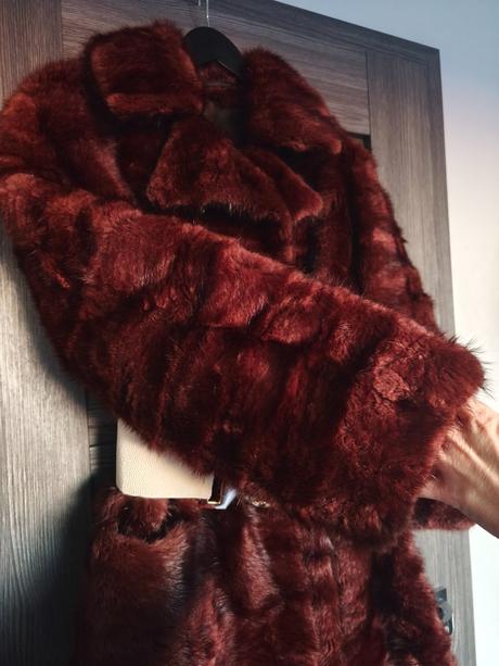 Pravy norkovy kozuch, l