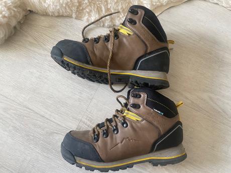 Turistické topánky, 37