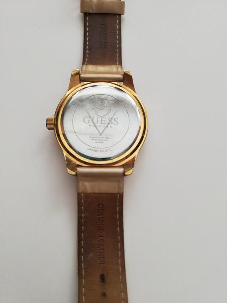 Hodinky guess, guess