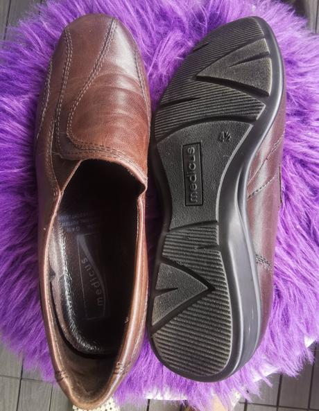 Poltopanky medicus, 37