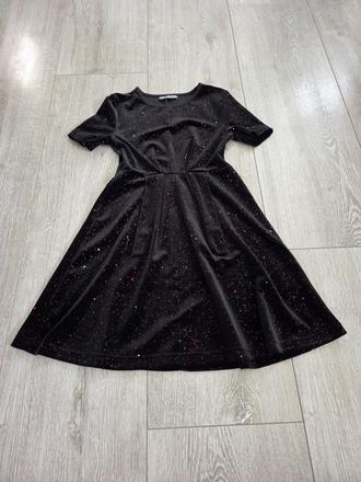 Čierne trblietavé šaty napr. halloween, 134