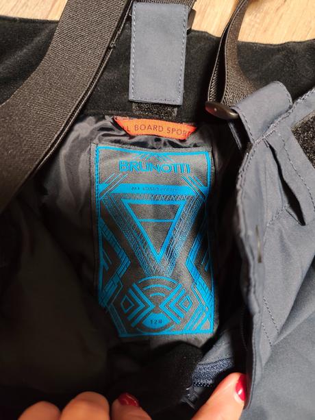 Brunotti oteplovačky, 128