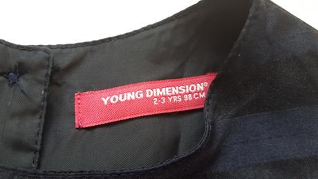 Tmavomodre spolocenske saty yound dimension, young dimension,98