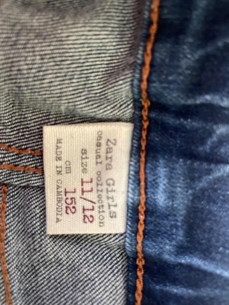 Úzke džíny, zara,152