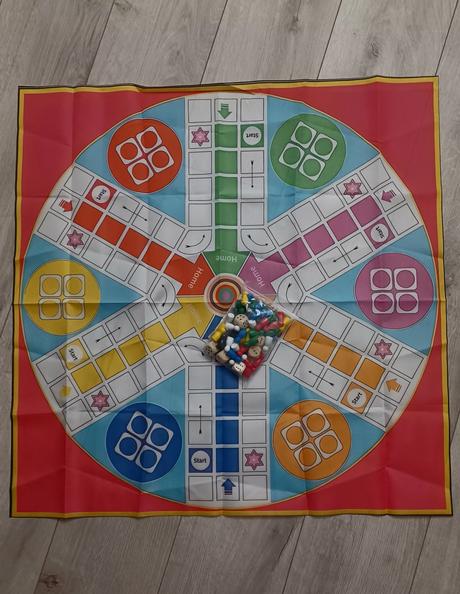 Hra človeče nezlob sa,