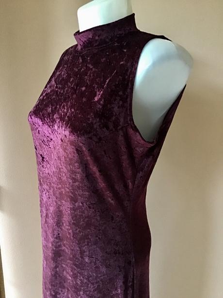 Krasne zamatové saty /c, 42 / l