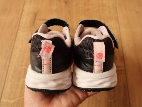 Dievčenské tenisky nike č. 31 (19,6 - 20,2 cm), nike,31