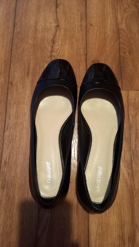Krásne čierne lodičky vel.40 ako nové, graceland,40