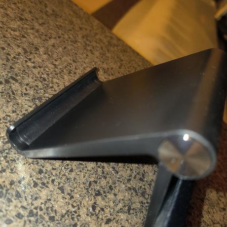 Stojan na mobil / tablet, 