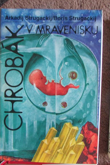 Chrobak v mravenisku,