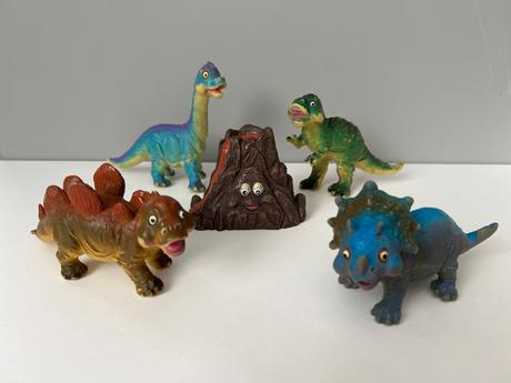 Dinosaurusy a sopka,