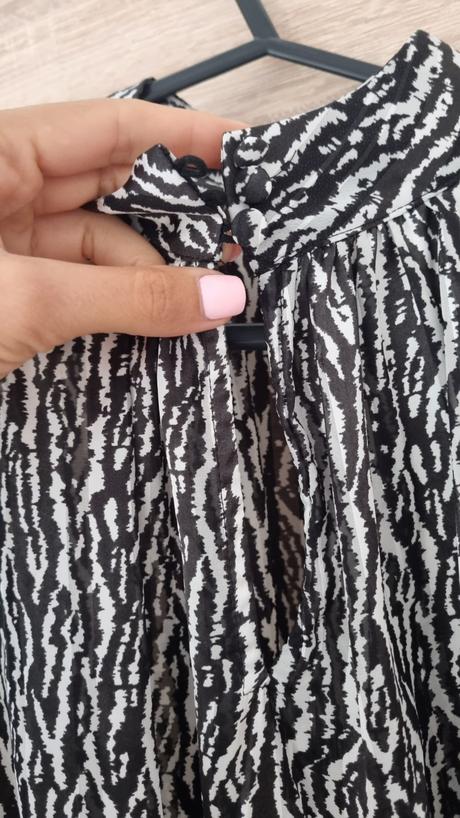 Zebrovaná slušná blúzka, s