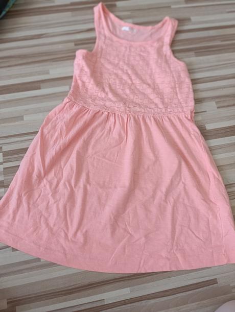 Balík oblečenia veľkosť 128, 122–134