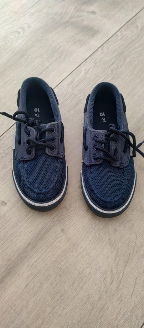 Chlapčenské elegantné topánky, 28