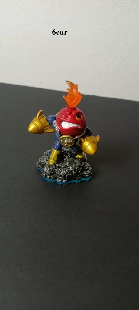 Predám skylanders,