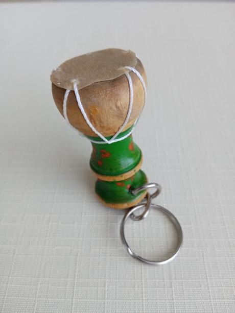 Kľúčenka bubon djembe, 