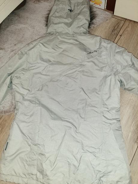 Lyžiarska bunda authority, 