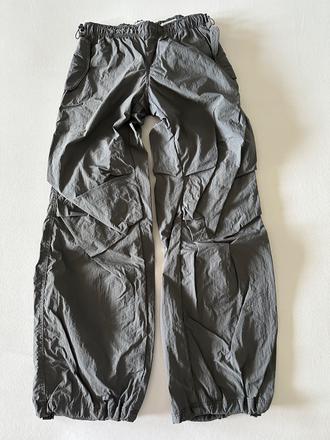 Parachute nohavice, bershka,s