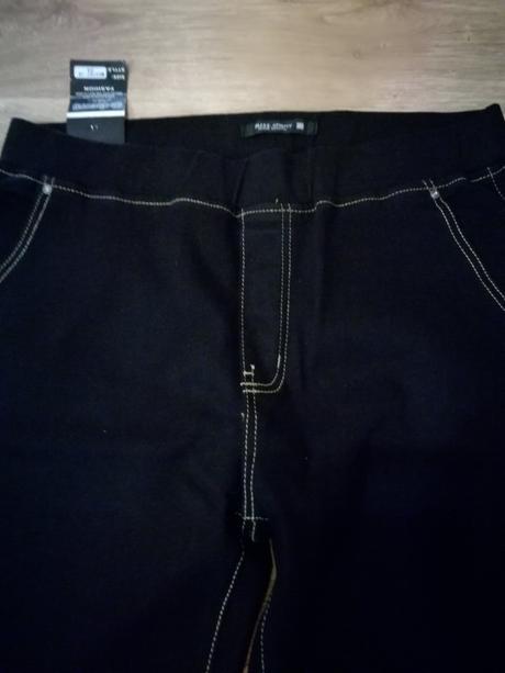 Nohavice čierne, 34