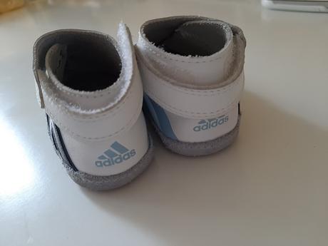 Krasne capacky, adidas,17