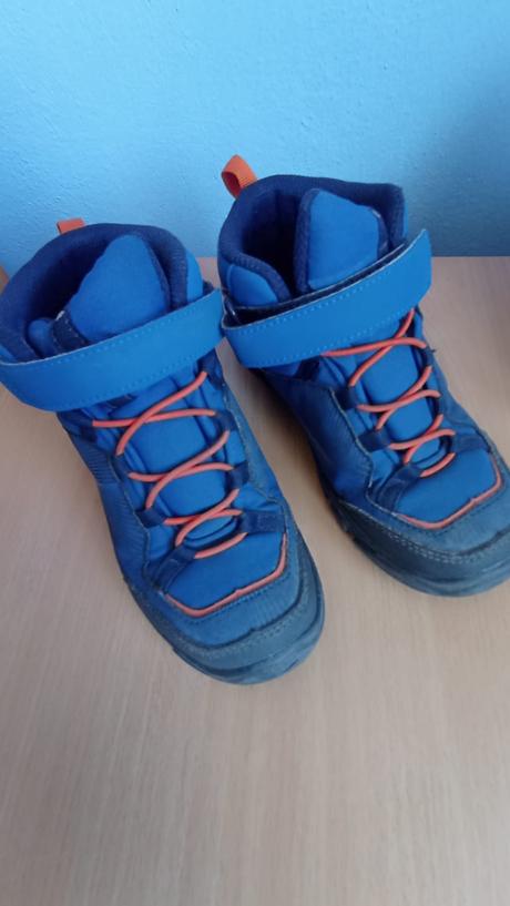 Nepremokavé turistické topánky, quechua,33