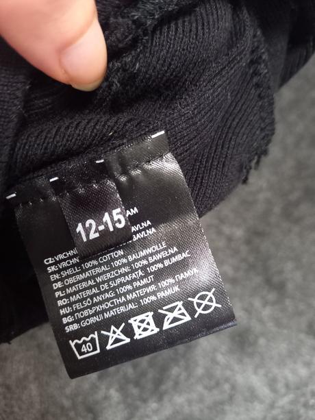 Ciapka darujem unisec 12-18 mes, <50