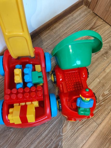 Balik prvá stavebnica a auticka vhodne ako darcek, 