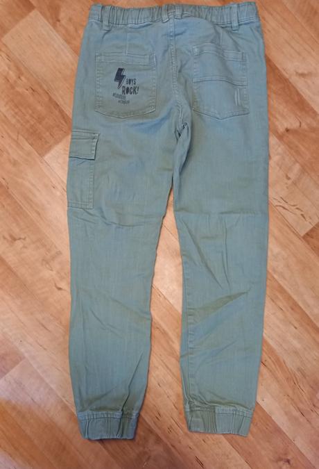 Moderne chlapčenske nohavice y.f.k +tepláky zdarma, 158