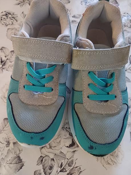 Tenisky, reserved,31