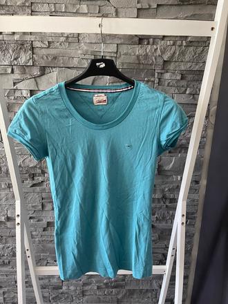 Tommy hilfiger v.s, tommy hilfiger,s