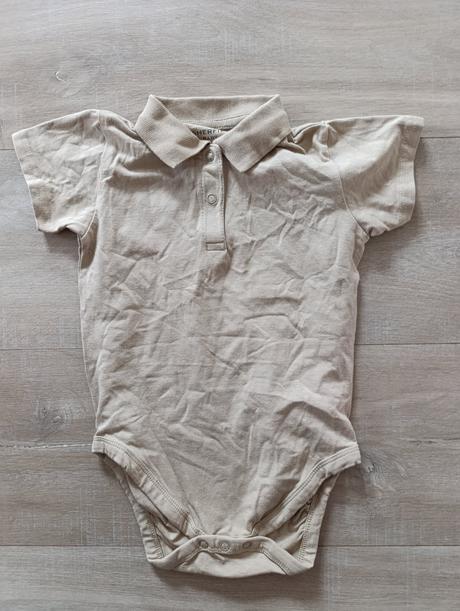 Body s krátkym rukávom, 92