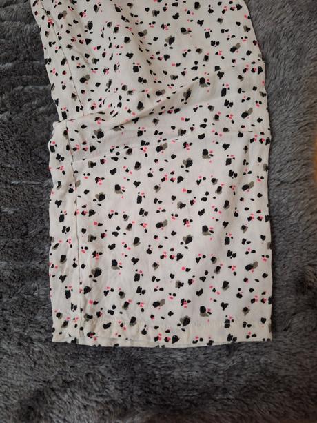 Tenké nohavice, 134