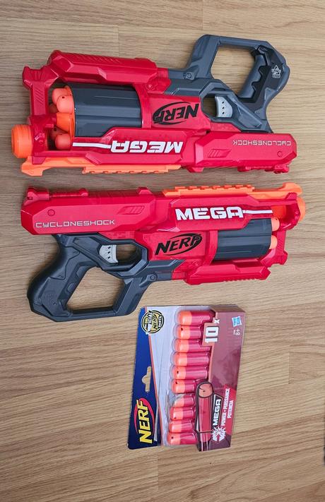 Pištole  nerf 2kusy, 