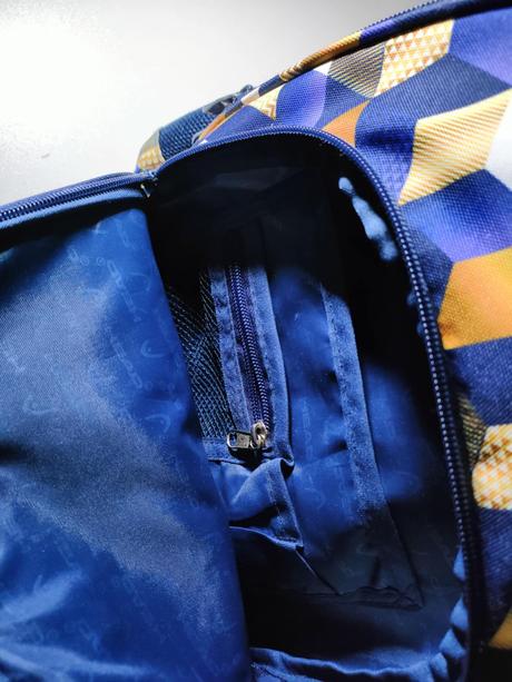 Univerzálny školský batoh, 