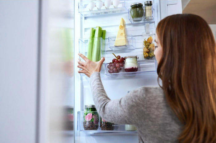 Image title Image title