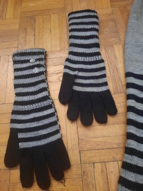 Dievčenské rukavice+ šál, essence,158