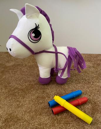 Kôň s umývacími fixkami, 