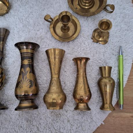 Mosadzné vázy svietniky..., 