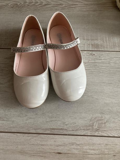 Biele balerínky 32, graceland,32